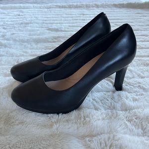 Clarks Womens Ultimate Ambyr Joy Black Heel 9